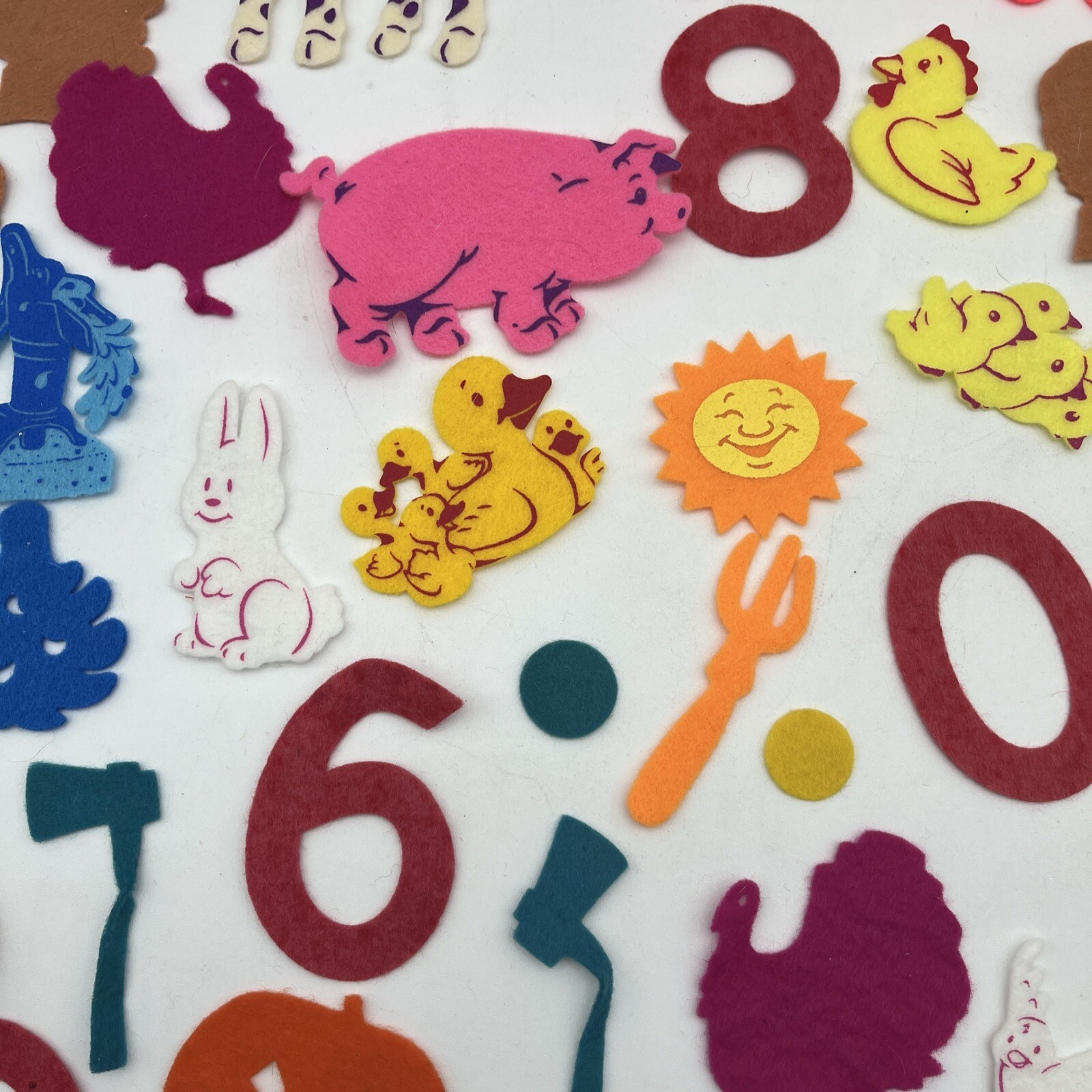 Vintage Felt Board Storyboard Figures & Characters Lot