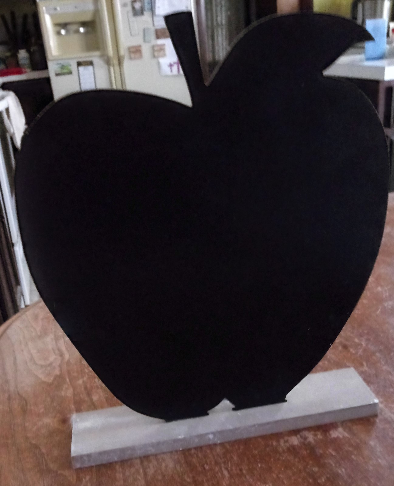 APPLE SHAPED MEMO CHALKBOARD 11 3/4” TALL WITH STAND