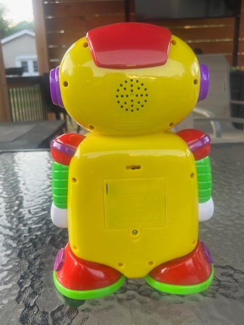 The Learning Journey Touch & Learn Alphabot Interactive Spelling Phonics