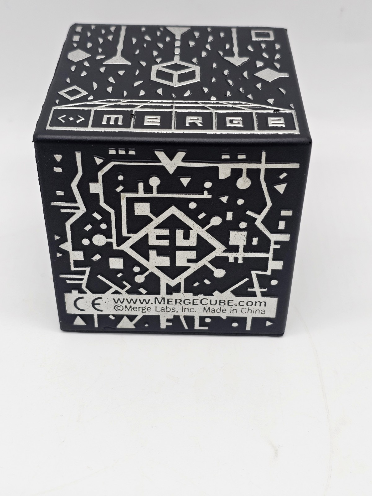 Merge Cube AR/VR Hold Anything Hologram Science STEM Children Christmas Gift Toy