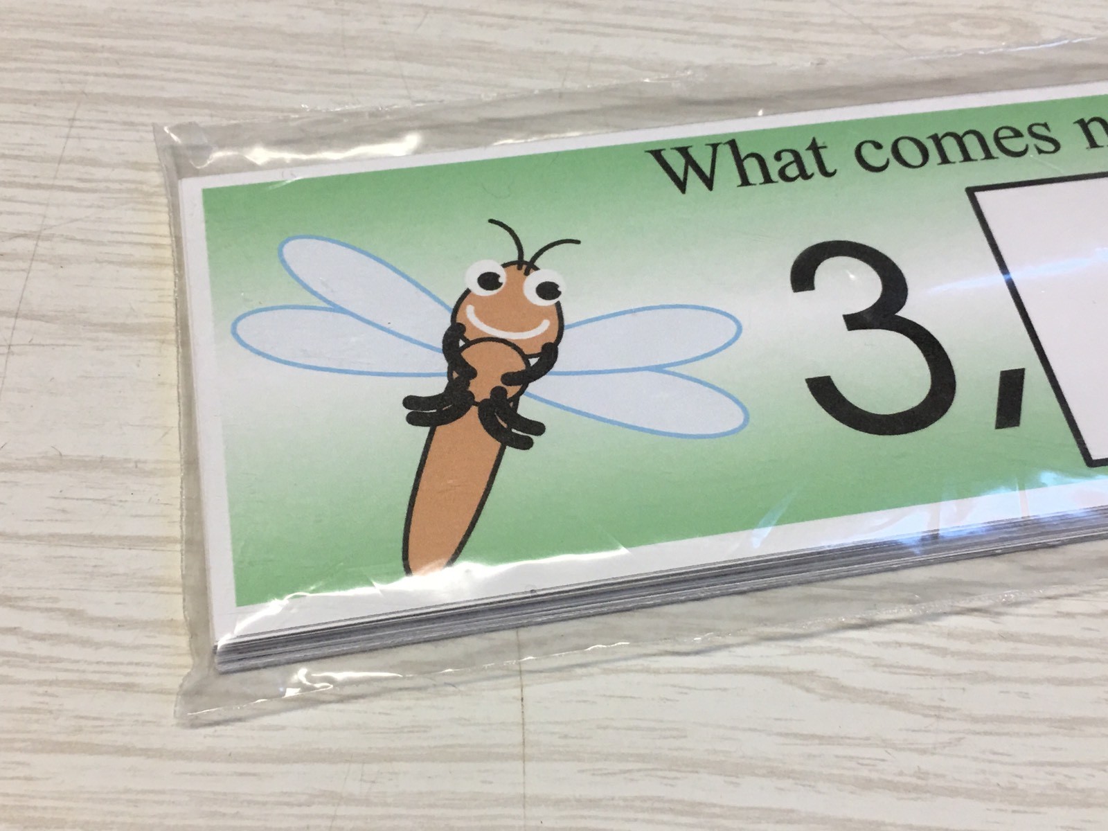 Dragonfly – Numbers – What comes next ? – 21 Laminated cards Activity Set