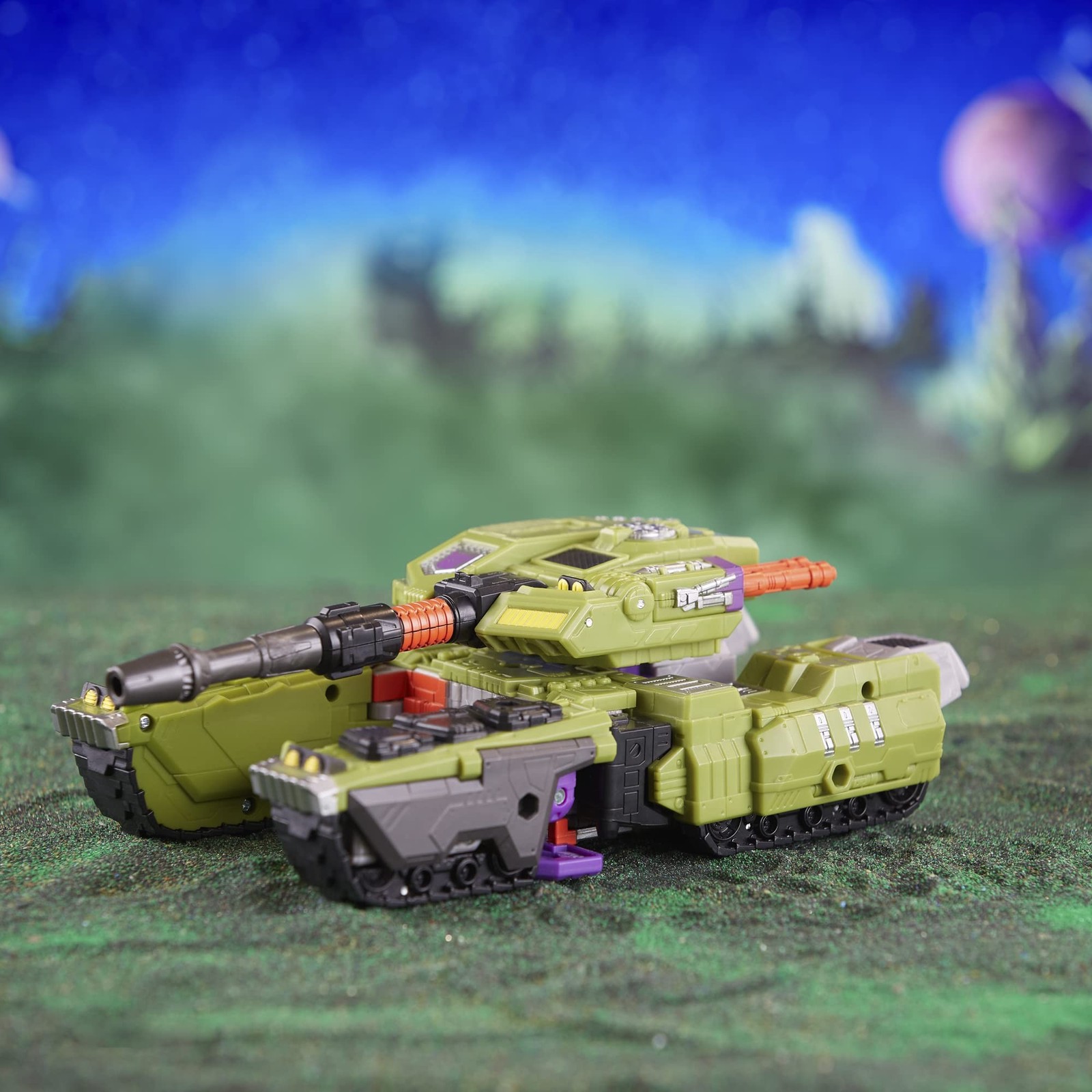 Transformers Toys Legacy Evolution Leader Armada Universe Megatron Toy, 7-inc…