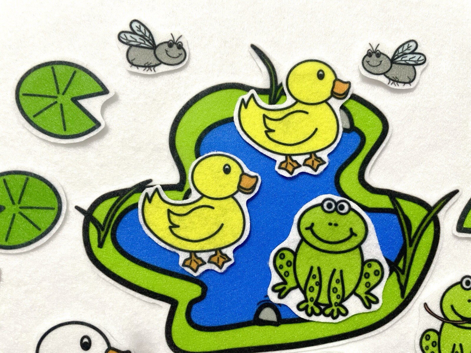 5 Little Ducks & Frog Felt Story / Flannel Board Story, Kids Gifts, Pretend Play