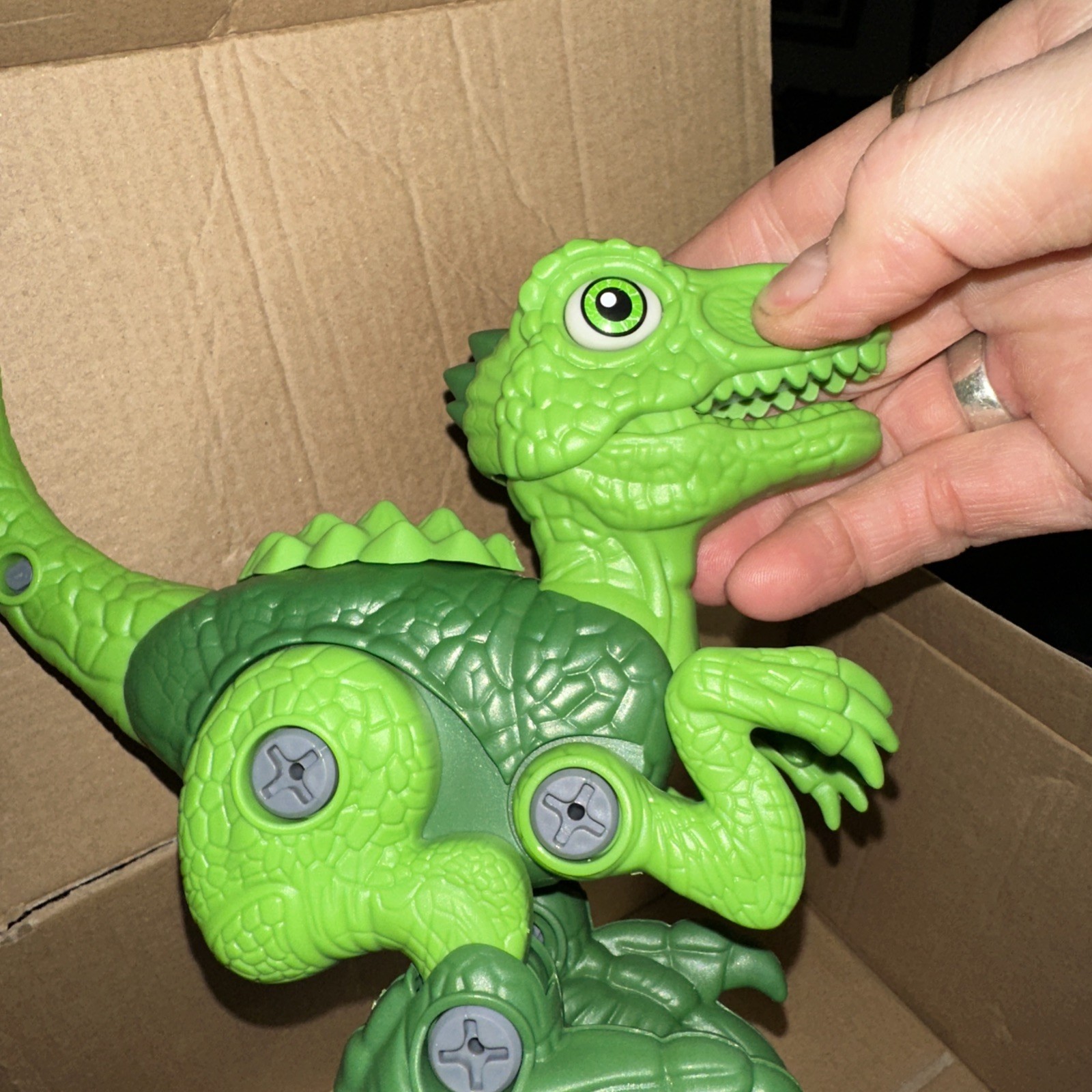 Dinosaur Creator – Dinosaur STEM Toy – Build you own Dinosaurs