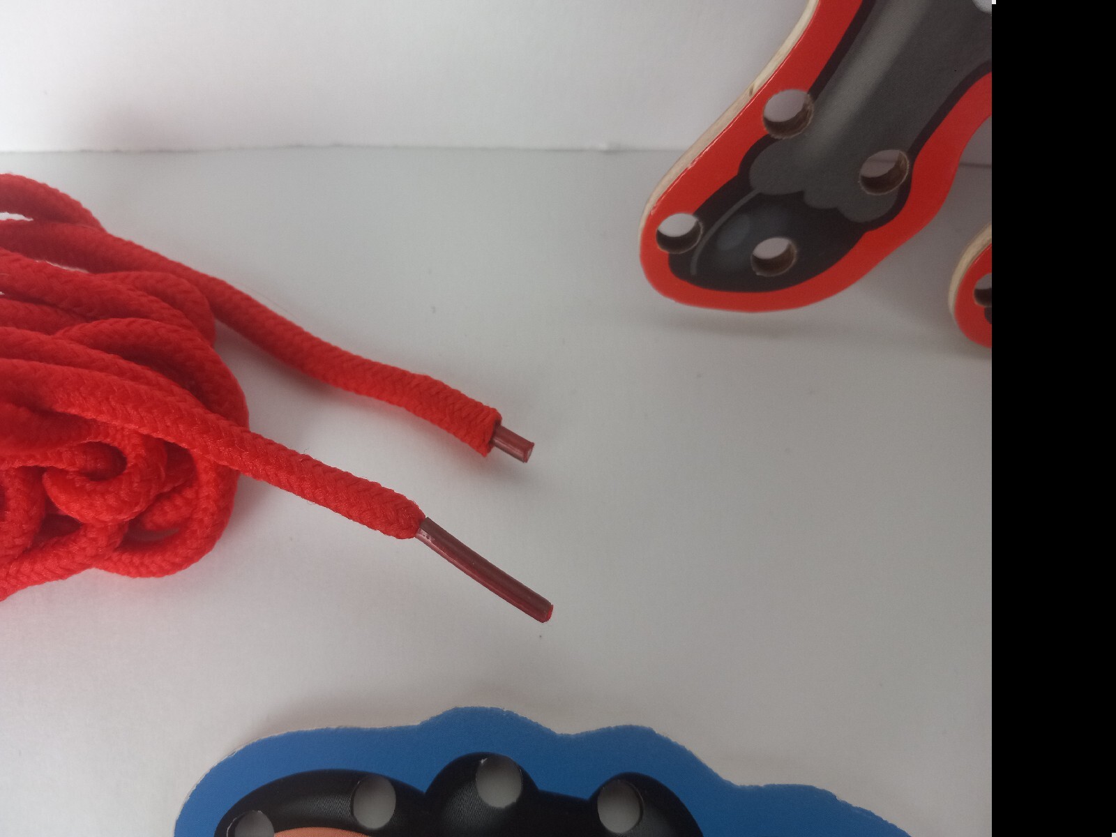5 piece Farm Animal Lacing Board Education Manipulatives with colorful laces