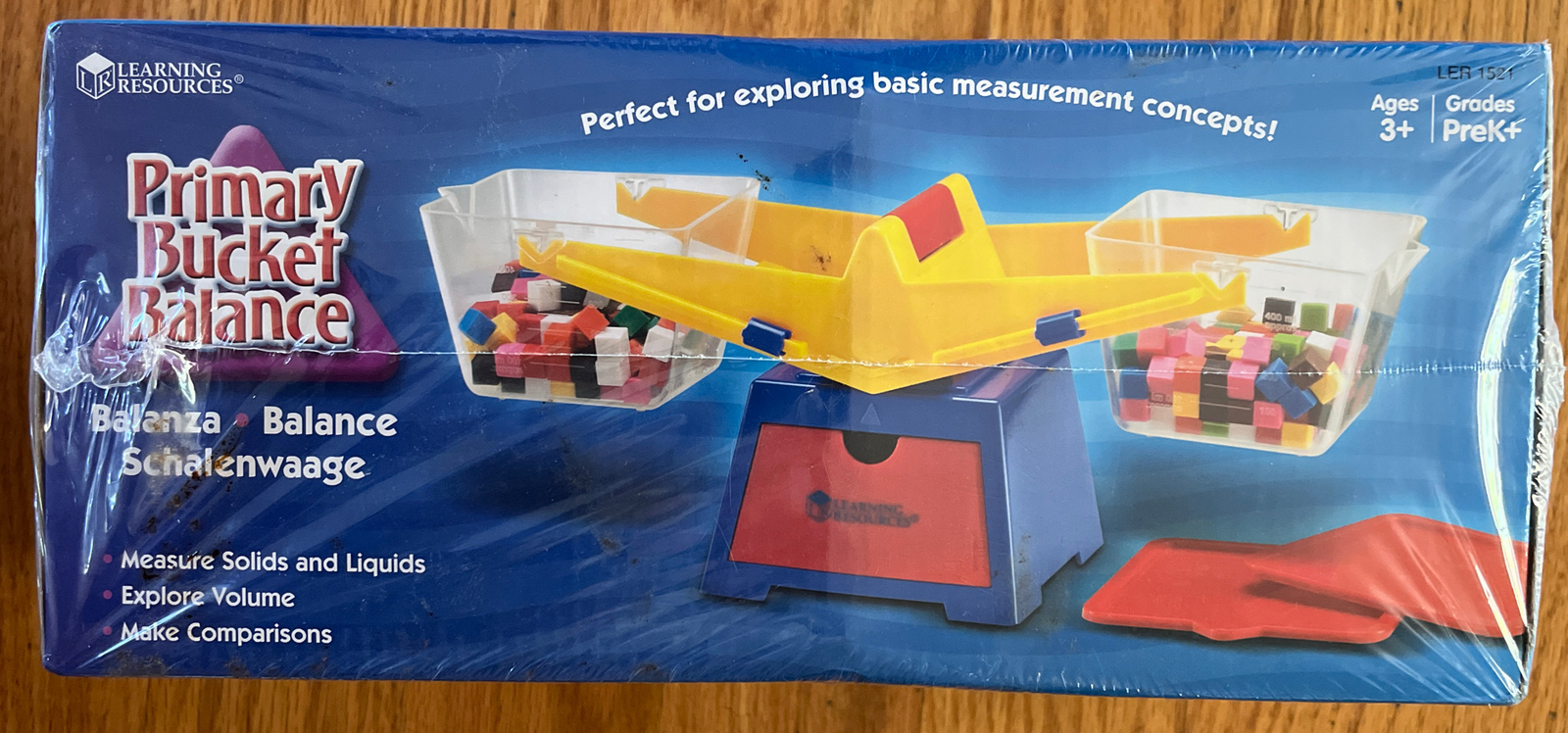 Learning Resources Primary Bucket Balance Measure Solids Liquids Compare Weigts