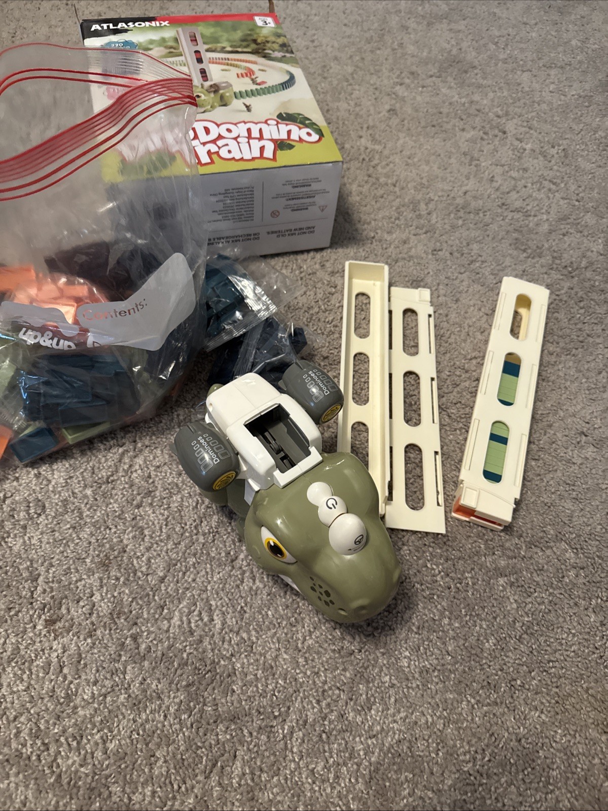 Atlasonix Dino Domino Train Ages 3+ Dinosaur Dominoes