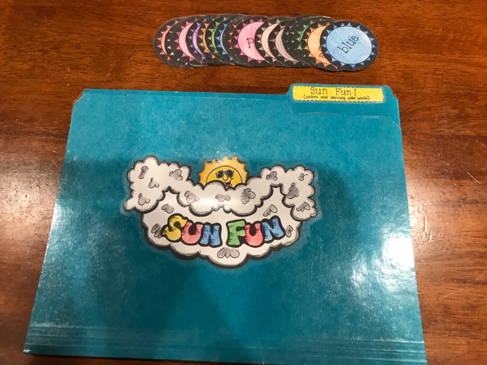 Sun Fun! Color Words Grade K math file folder game teacher