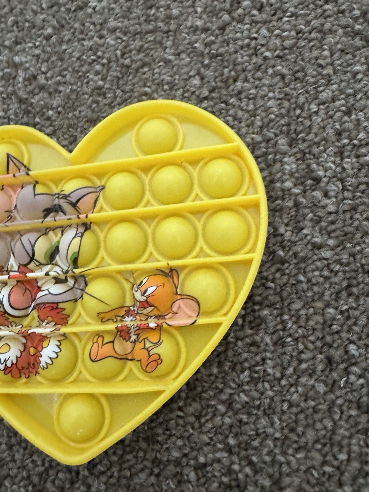 Tom & Jerry Yellow Heart Cat Mouse Push Pop Squisher SKU:K