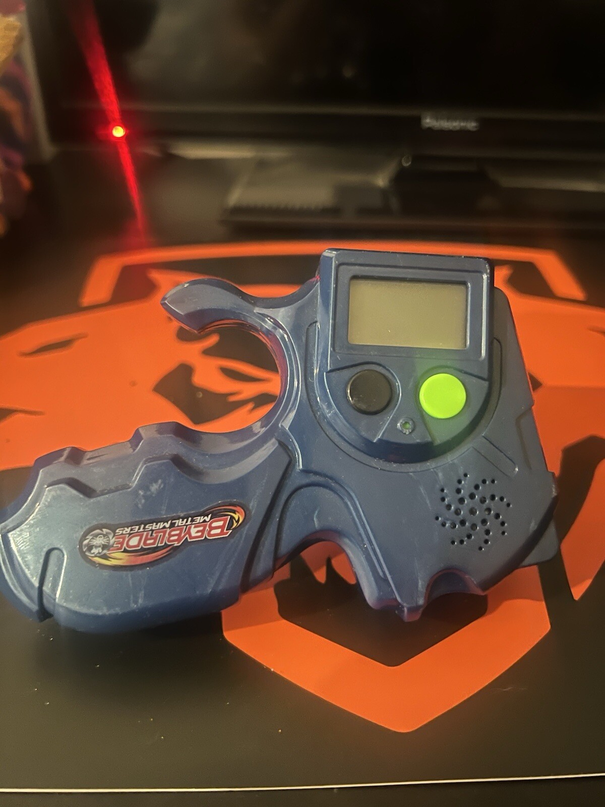 2010 Beyblade Metal Masters Electronic Rip Gauge Launcher Dark Blue