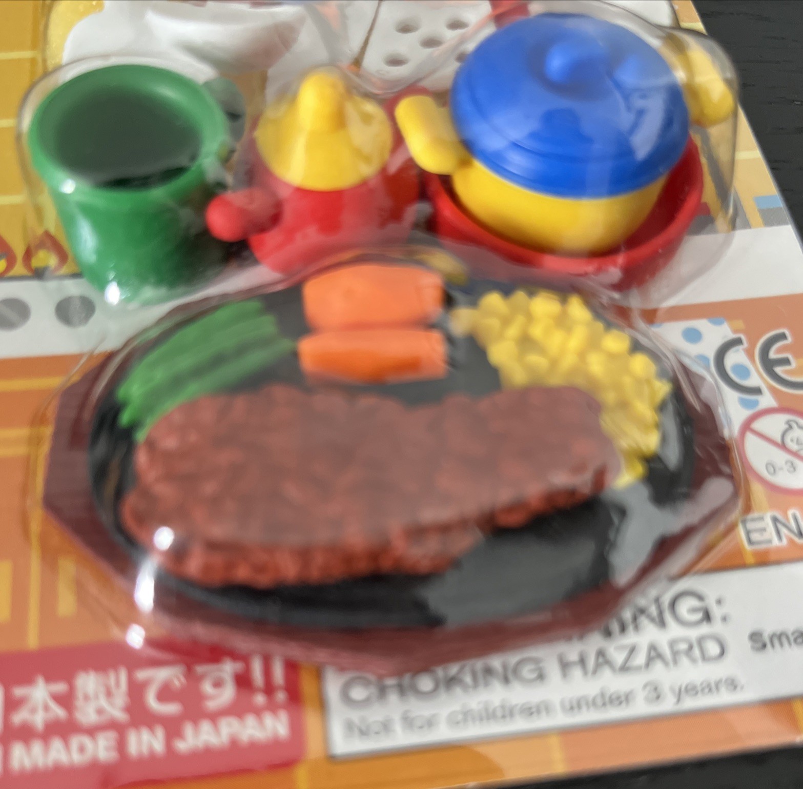 IWAKO Japanese Puzzle Eraser MEAT & VEGGIES, POTS & PANS, UTENSILS Omokeshi Set