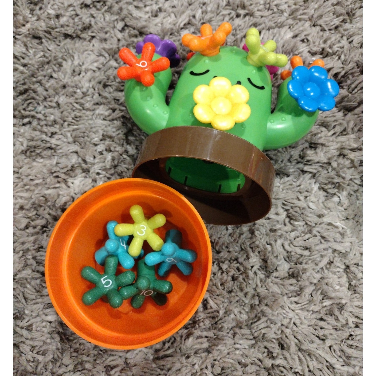 Learning Resources Carlos the Pop & Count Cactus with Self Storage