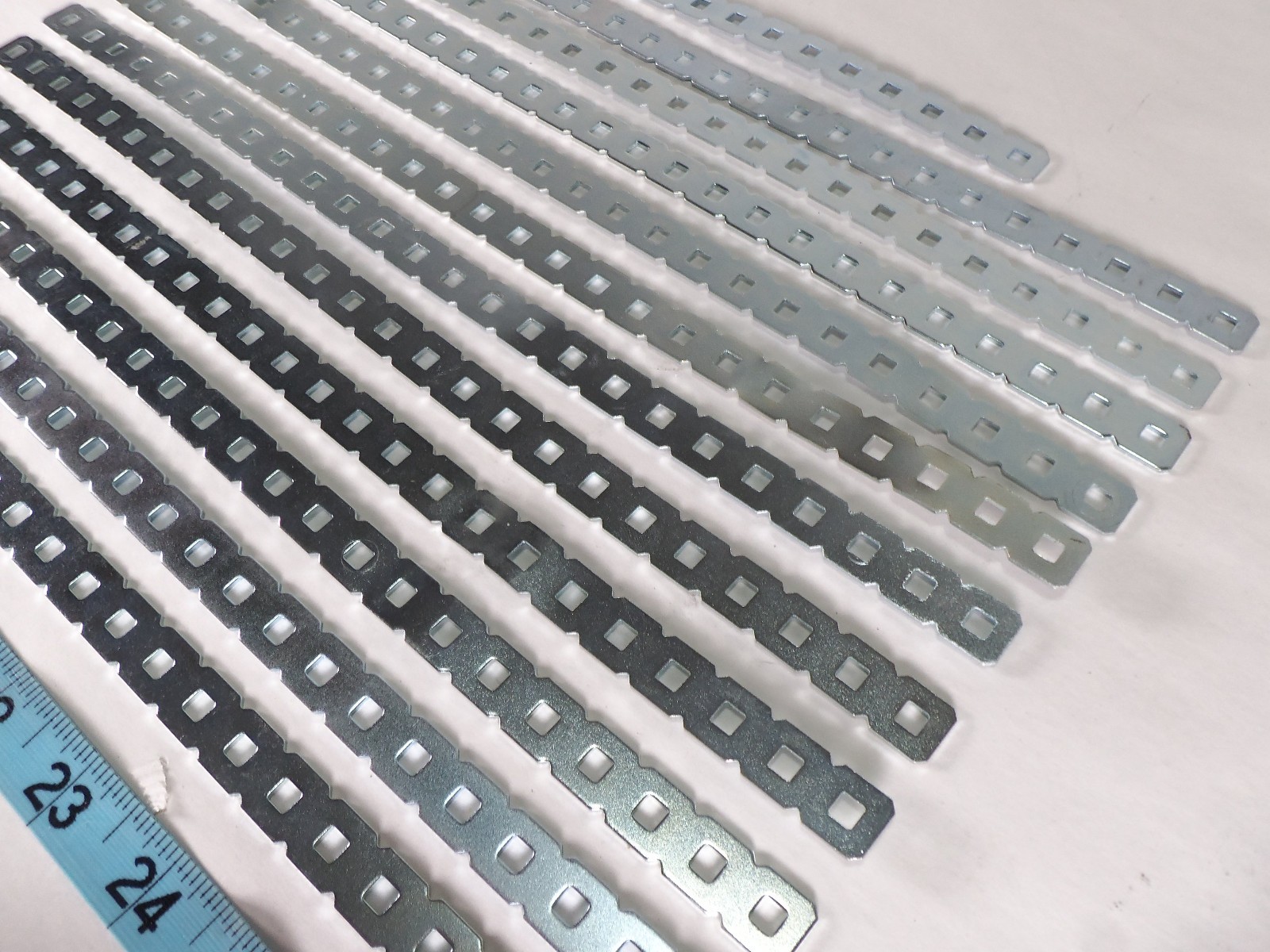 VEX Robotics EXP V5 Steel Bar 1×25 Bar 1×20 STEM Lot of 12 Pieces