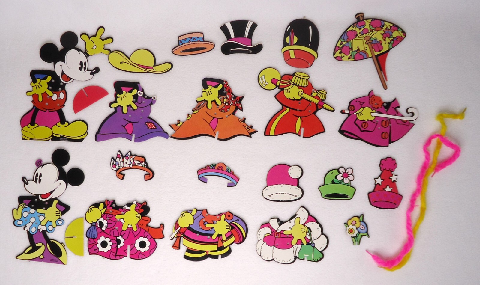 Vtg Mickey Minnie Mouse Lacing Cards Sew Ons Disney 70’s