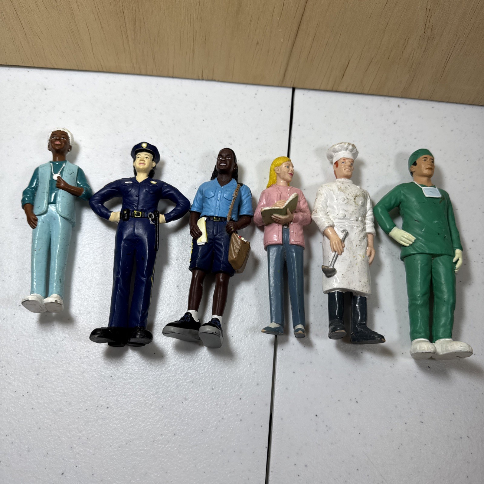 VTG 2004 Lot Of 6 Lakeshore Learning Block Play Multicultural Community Figures