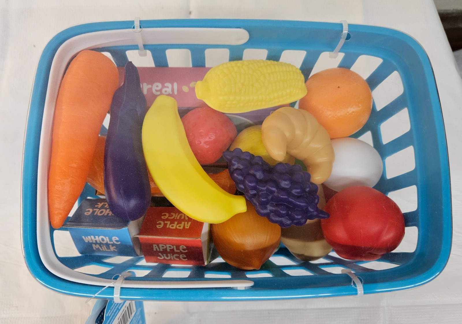 NIP SPARK Create Imagine 24 Piece Blue WALMART Shopping Grocery Basket Toys