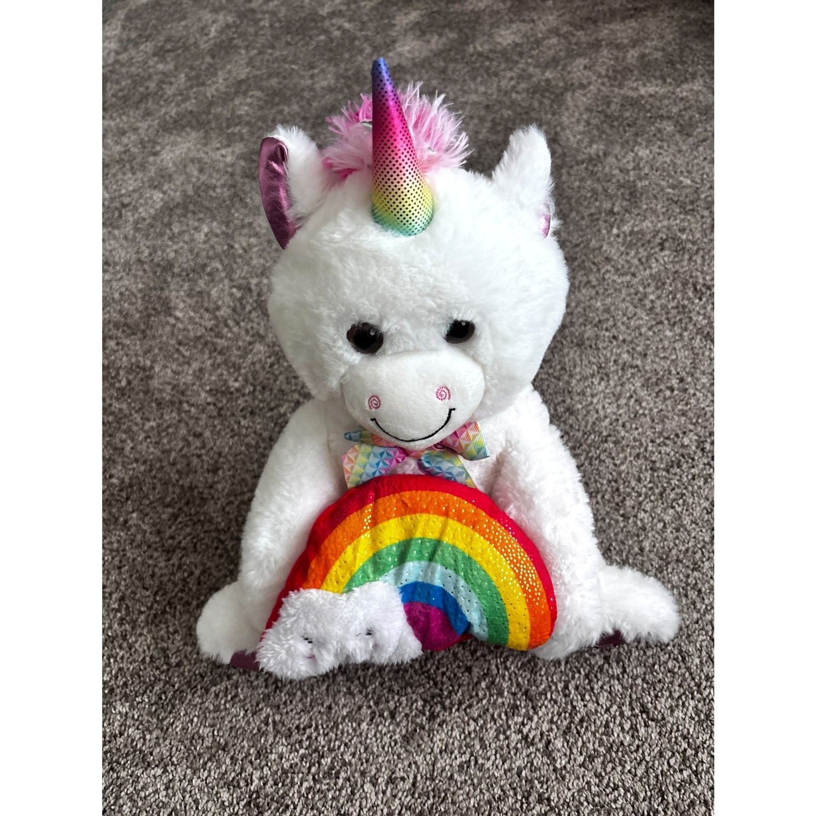 HUG FUN Peek A Boo Interactive Talking /Giggles 14″ Plush Rainbow Unicorn NWT