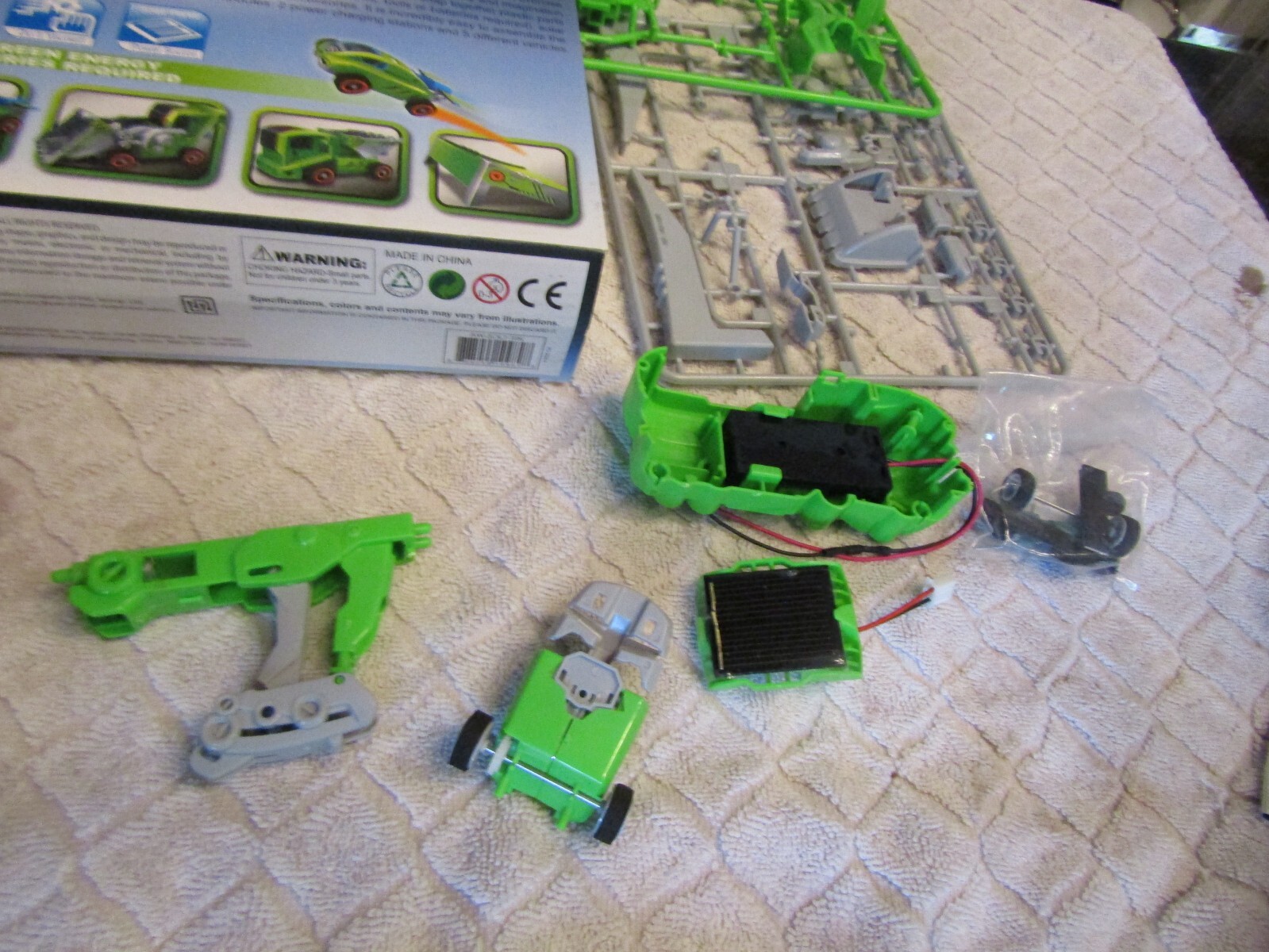 Aww-Smart 7 in 1 Changeable Solar Power Equipment Vehicle Building Science Kit