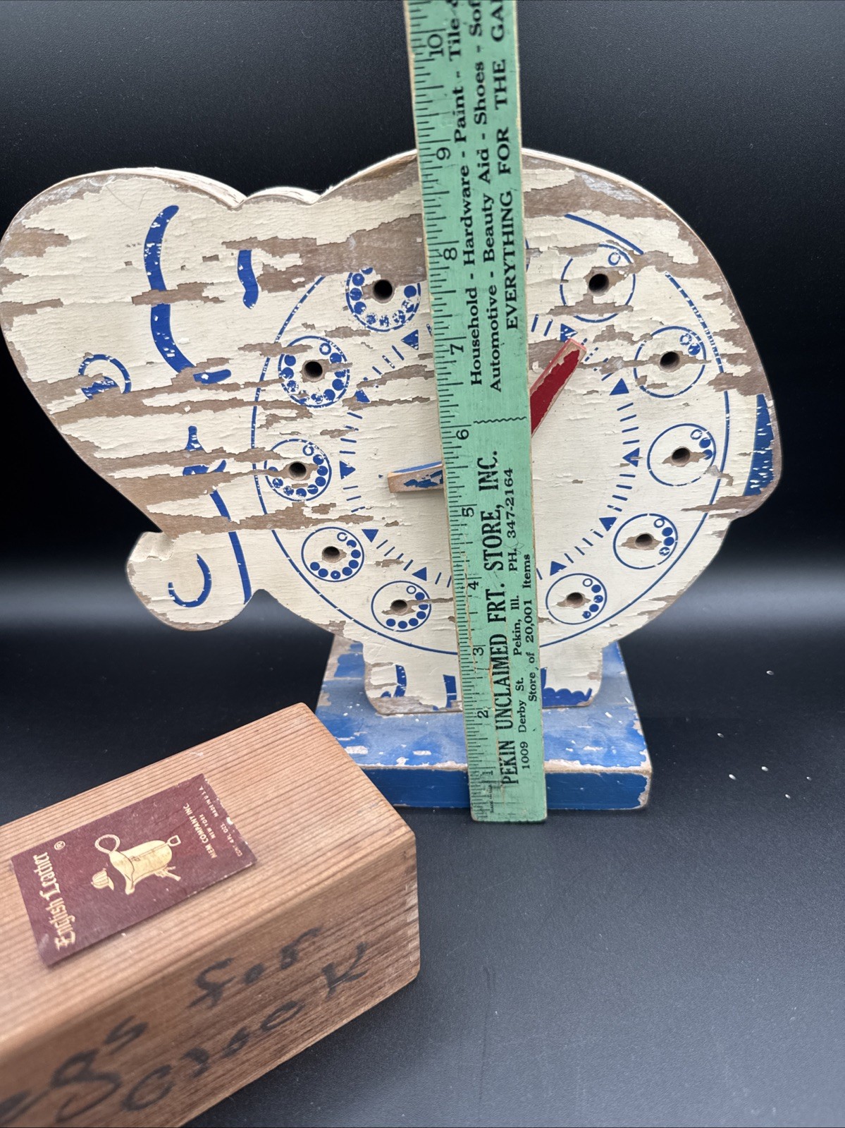 Vintage 1930/40’s Analog Teaching Wooden Clock Removable Pegs. Folk Art. (T13)