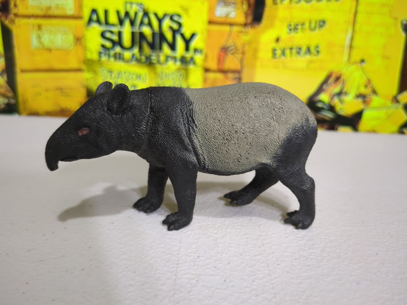 Tapir Malayan, Perseus Blue Plastic Replica 4 1/2-inch plastic