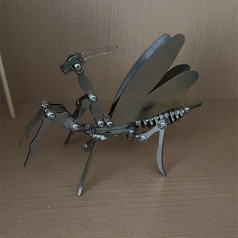 Mantis model screw puzzle 3D model stainless steel assembled finished toy