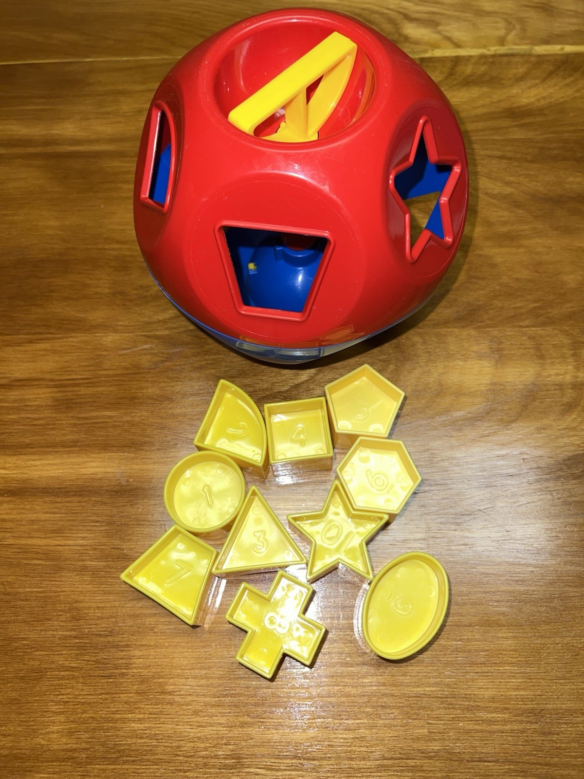TUPPERWARE Vintage Tuppertoys Shape O Toy Sorter Red Blue yellow Shapes sort