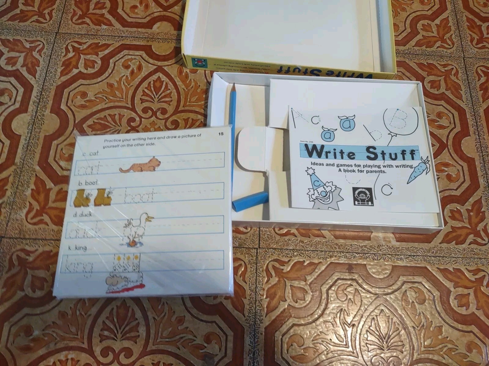 Discovery Toys Write Stuff #256 Double Sided Activity Cards Letters