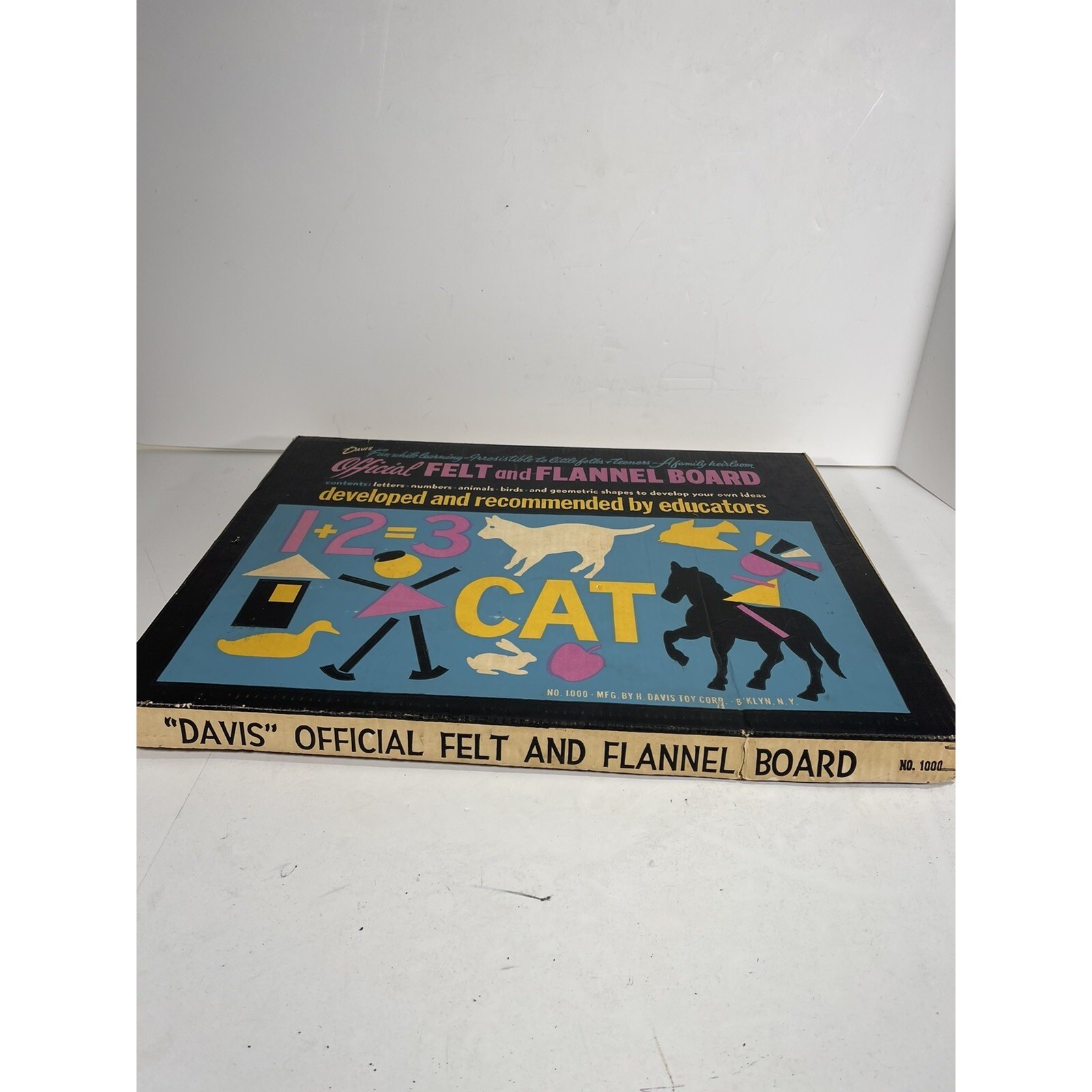 Davis Official Felt and Flannel Board #1000 – with Box Vintage Check Pictures