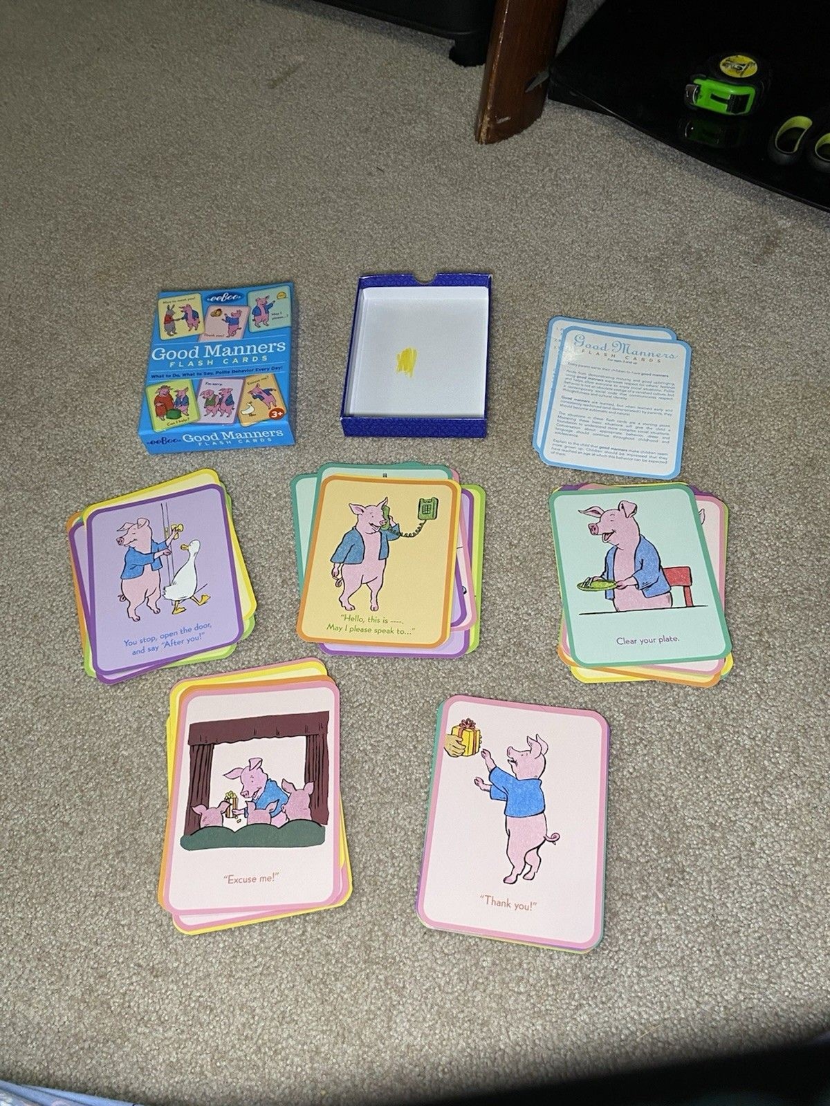 eeBoo Good Manners Flash Cards Saxton Freymann Polite Pigs Vintage Style Complet