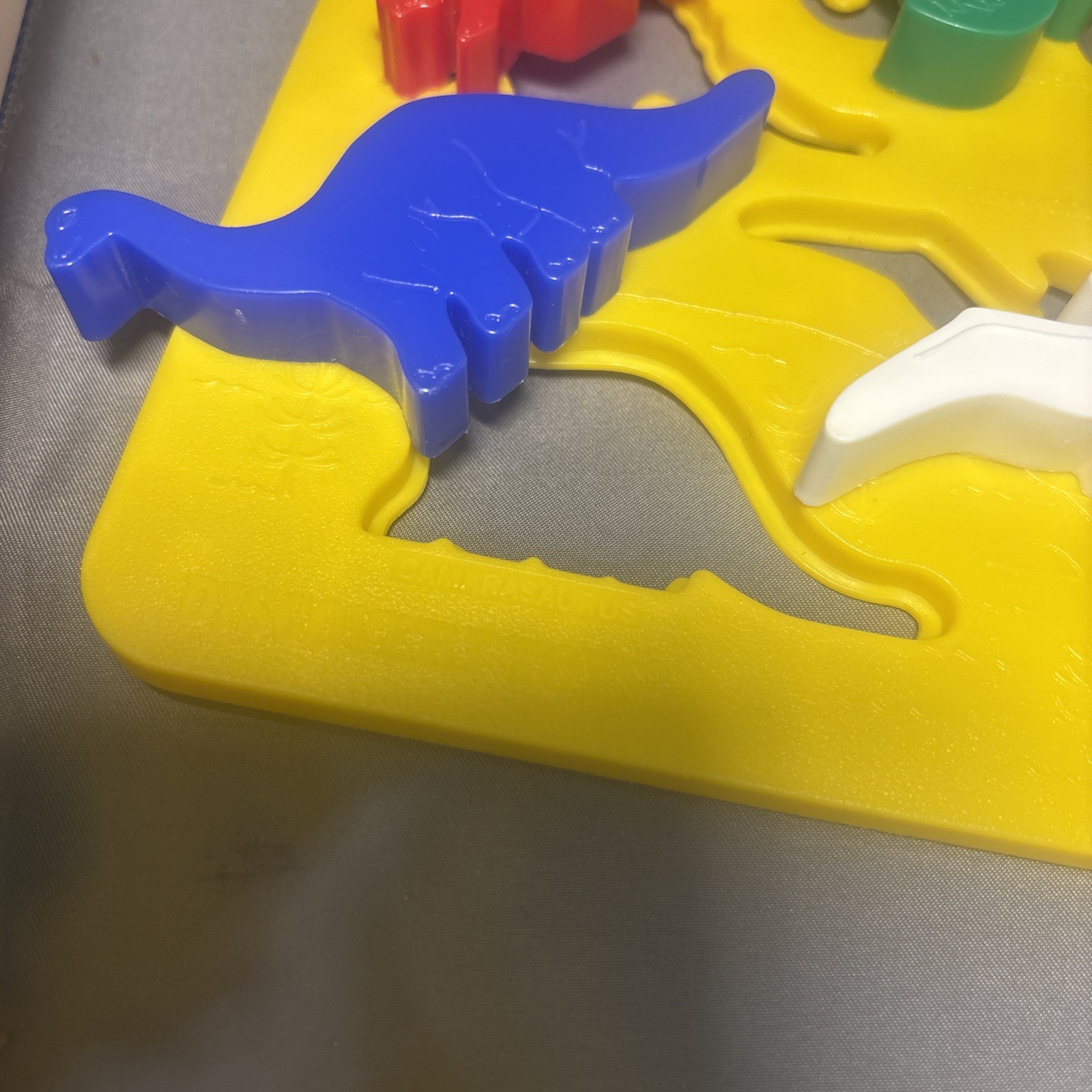 Vintage Place & Trace Puzzle Stencil Set Discovery Toys Car Dinosaur Animal Play