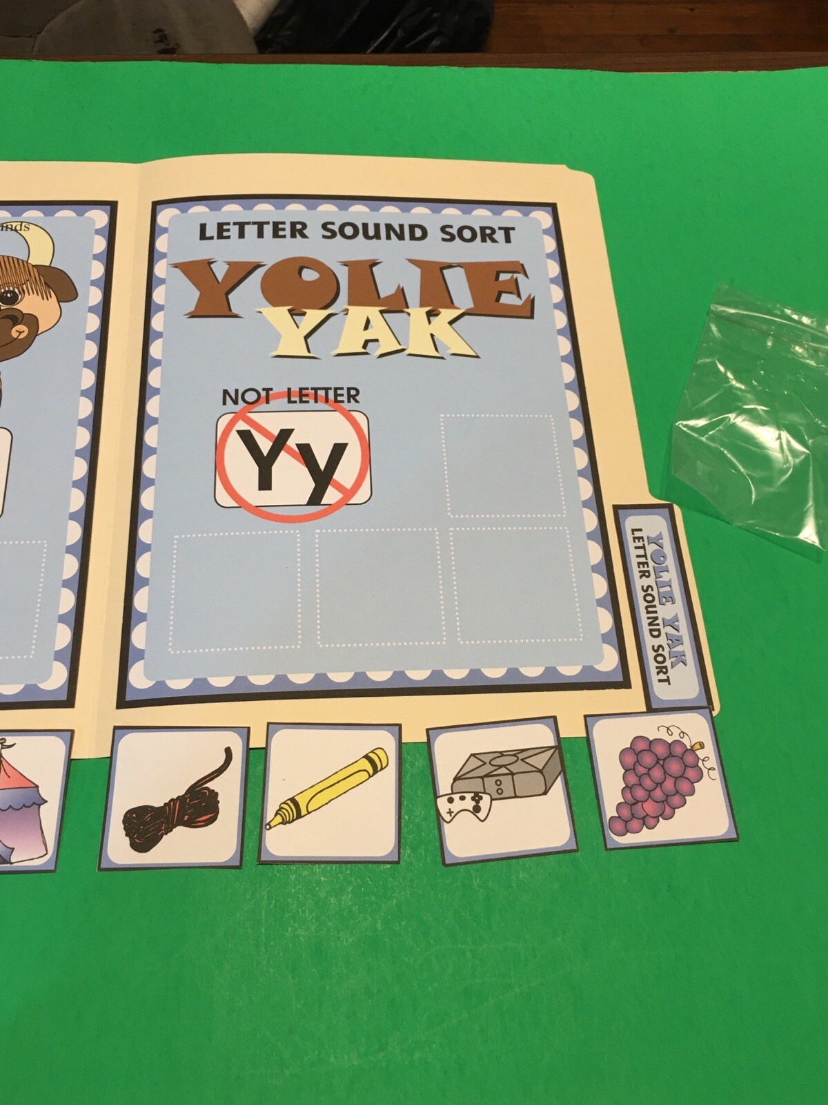 Yolie Yak – Letter Yy – DIY File Folder game – Printed / Uncut