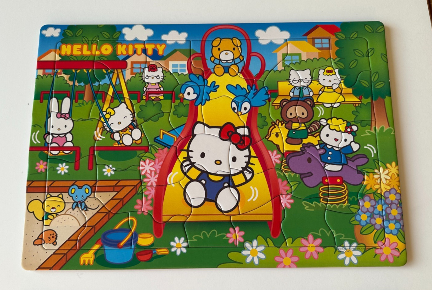 Kids Hello Kitty at Park and Gaspard & Lisa Balloon puzzle 32 piece EUC Japanese