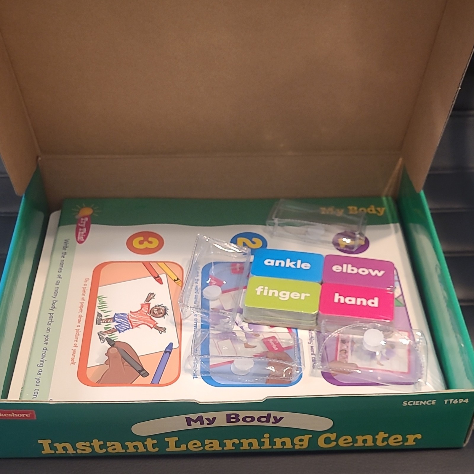 Lakeshore My Body Instant Learning Center TT694 Science Activity Mats Ages 4+