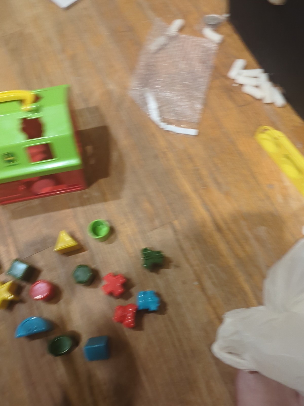 Tomy John Deere Barnyard Shape Sorter Complete 14 Shapes Door Opens & Closes