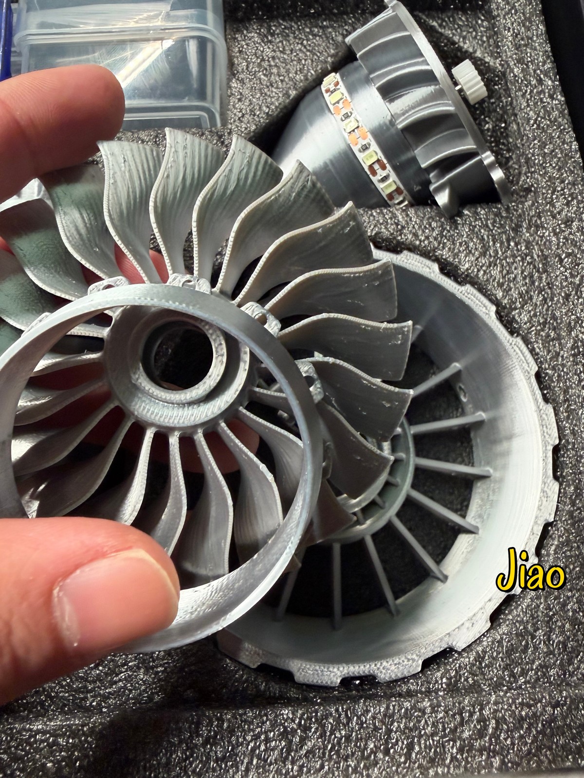 1/26 Trent 900 Turbofan Engine Model A380 Aircraft Engine Rotatable Children Toy