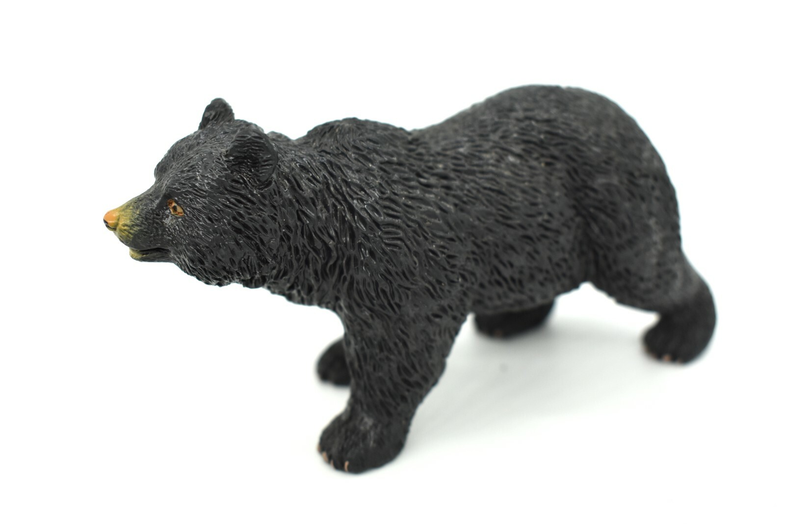 Black Bear, Very Nice Plastic Replica Toy Model 4.5″L x 2.3″H – OK08-B613