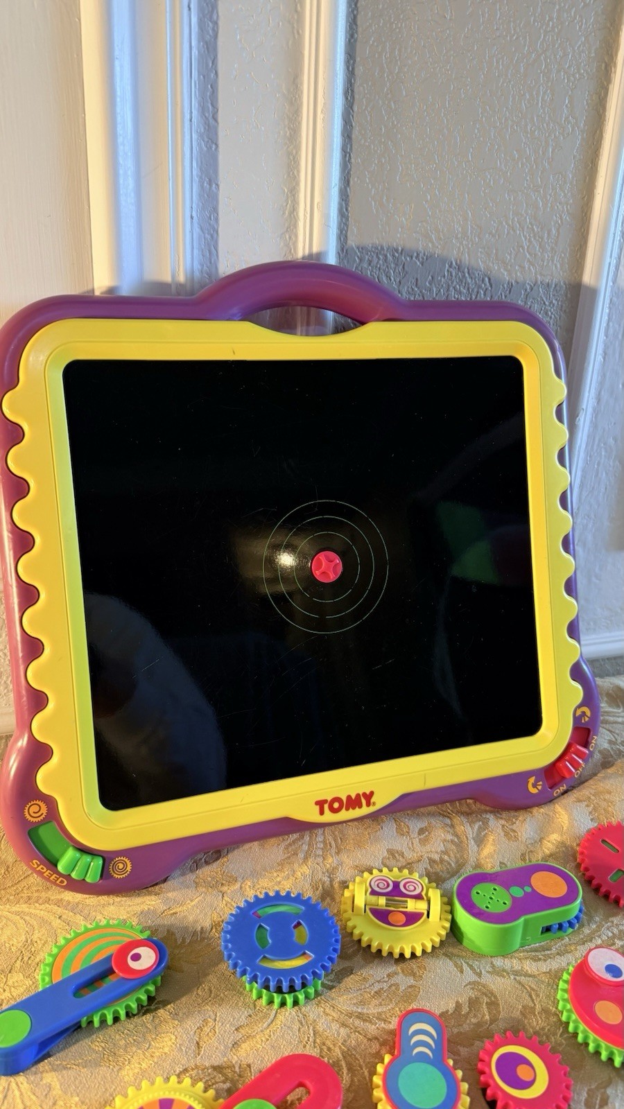 TOMY Preschool Gearation Magnetic Gears Set w/ 10 Gears **SEE DESC**