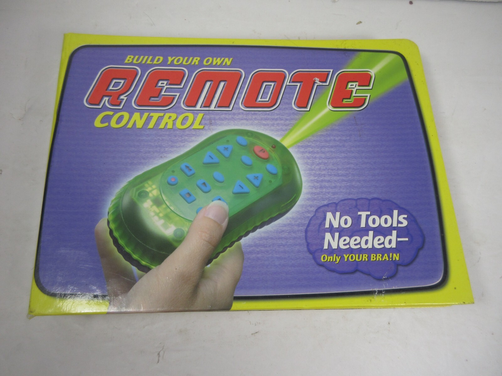 2001 Becker & Mayer Books Build Your Own Remote Control kit ages 8-12 kids toy