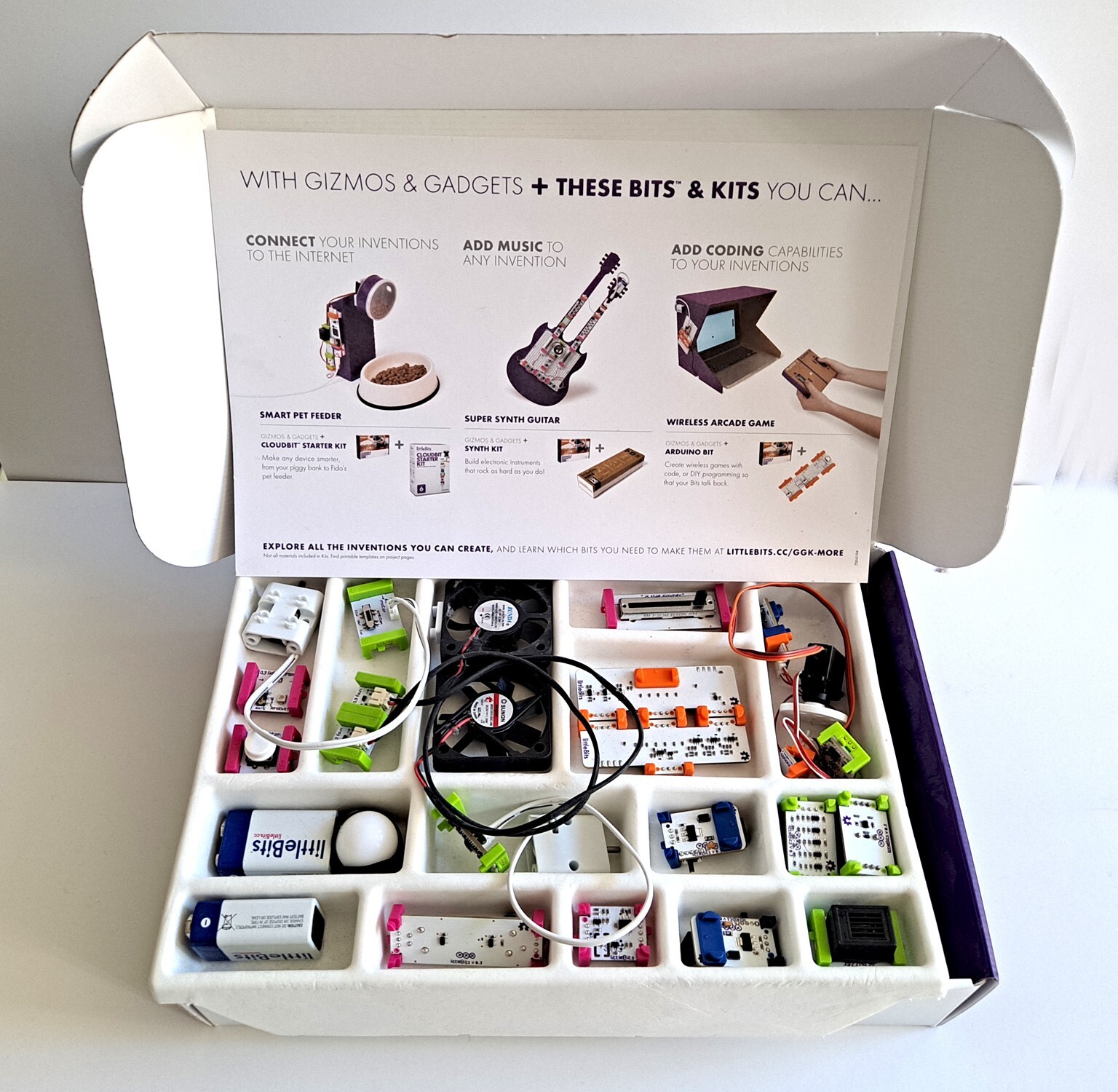 Little Bits Gizmos & Gadgets Kit, STEM – Electronic Bitbot Makers Toy – Open box