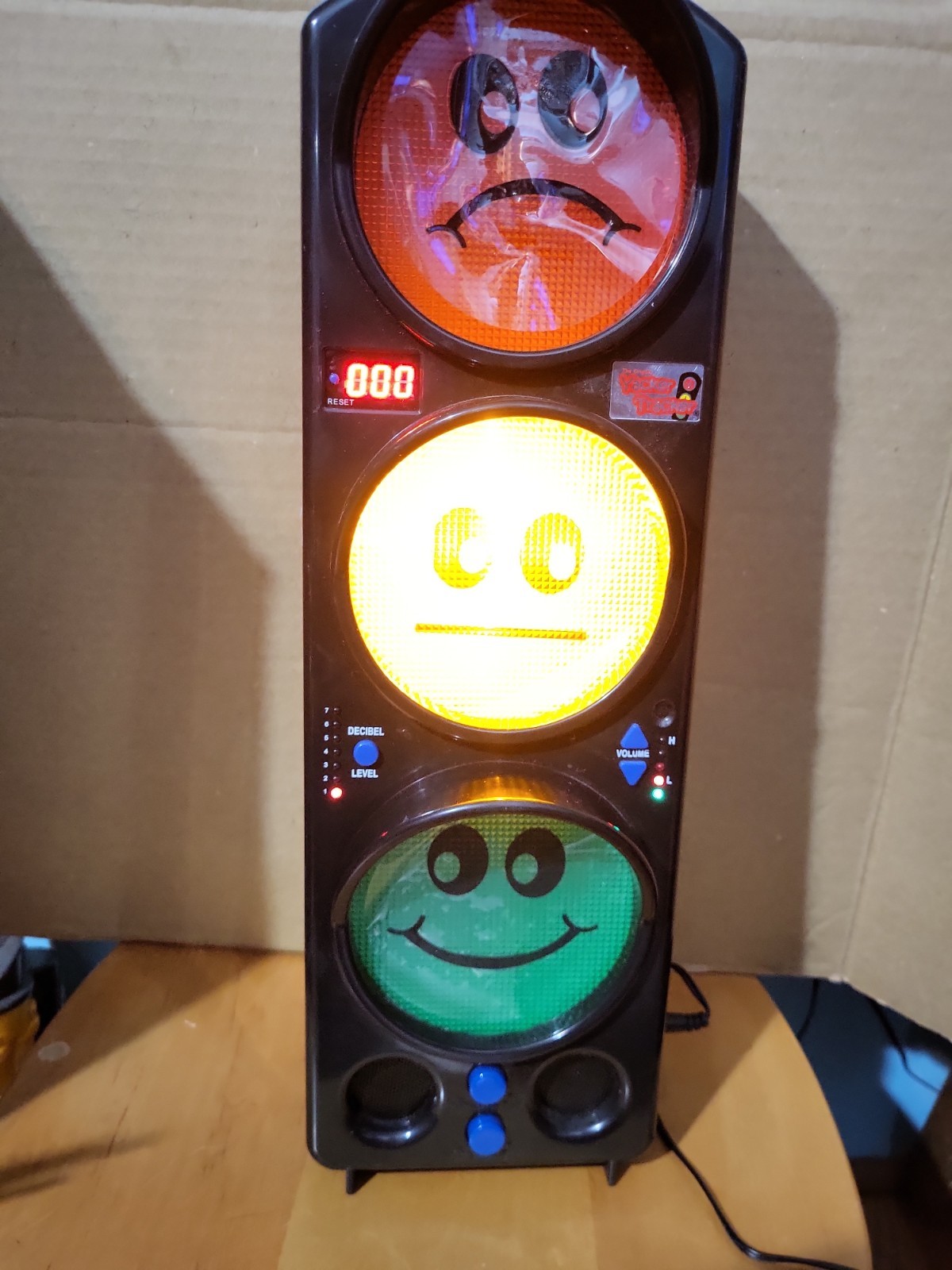 Yacker Tracker- Classroom Noise Monitor Traffic Light w/Alarm Tested & Working