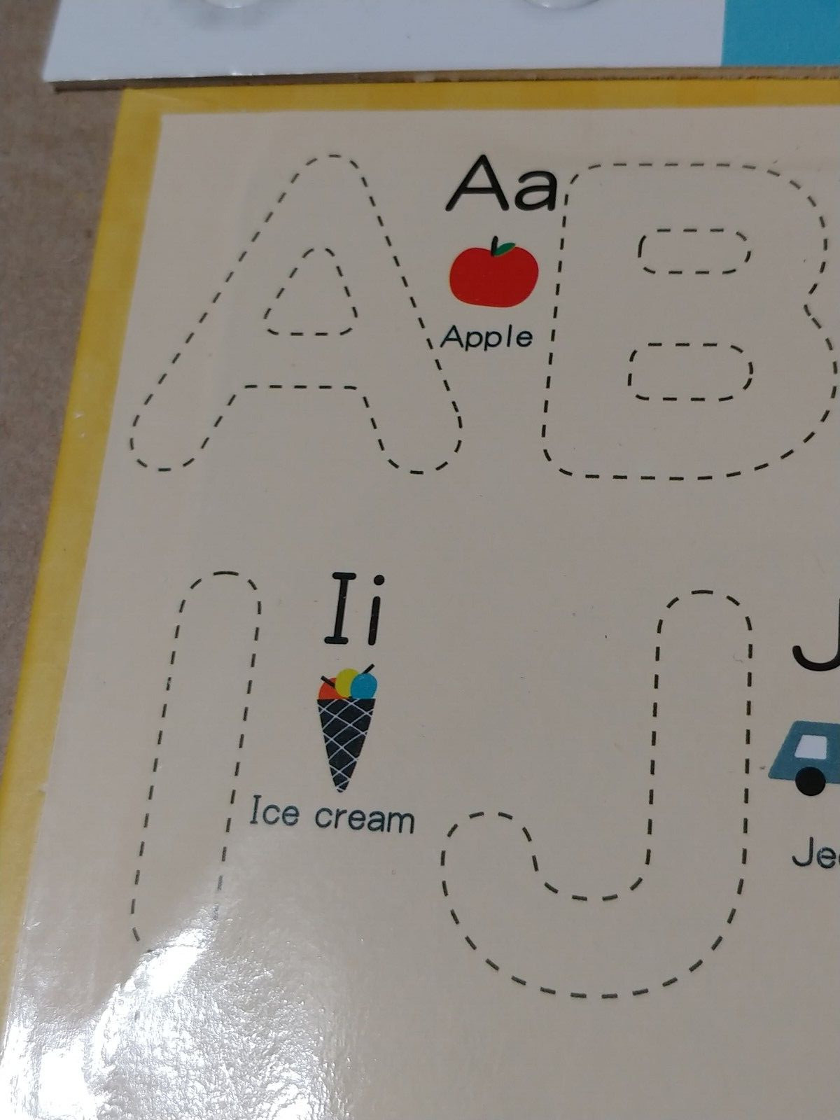 Montessori Toy Toddlers 3+ Magnetic Letters Alphabet Pairing Puzzle Book Gift