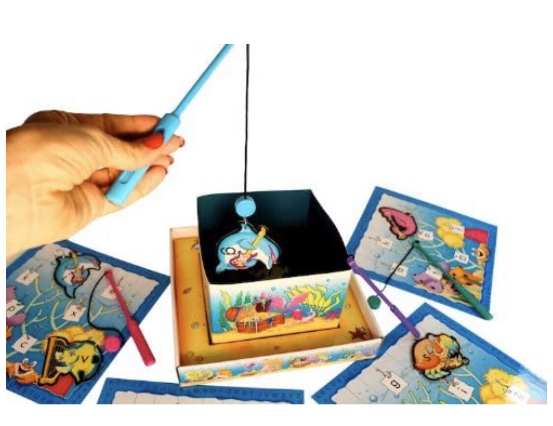 Discovery Toys ( ABC ) AB Seas Alphabet Fishing Game Educational
