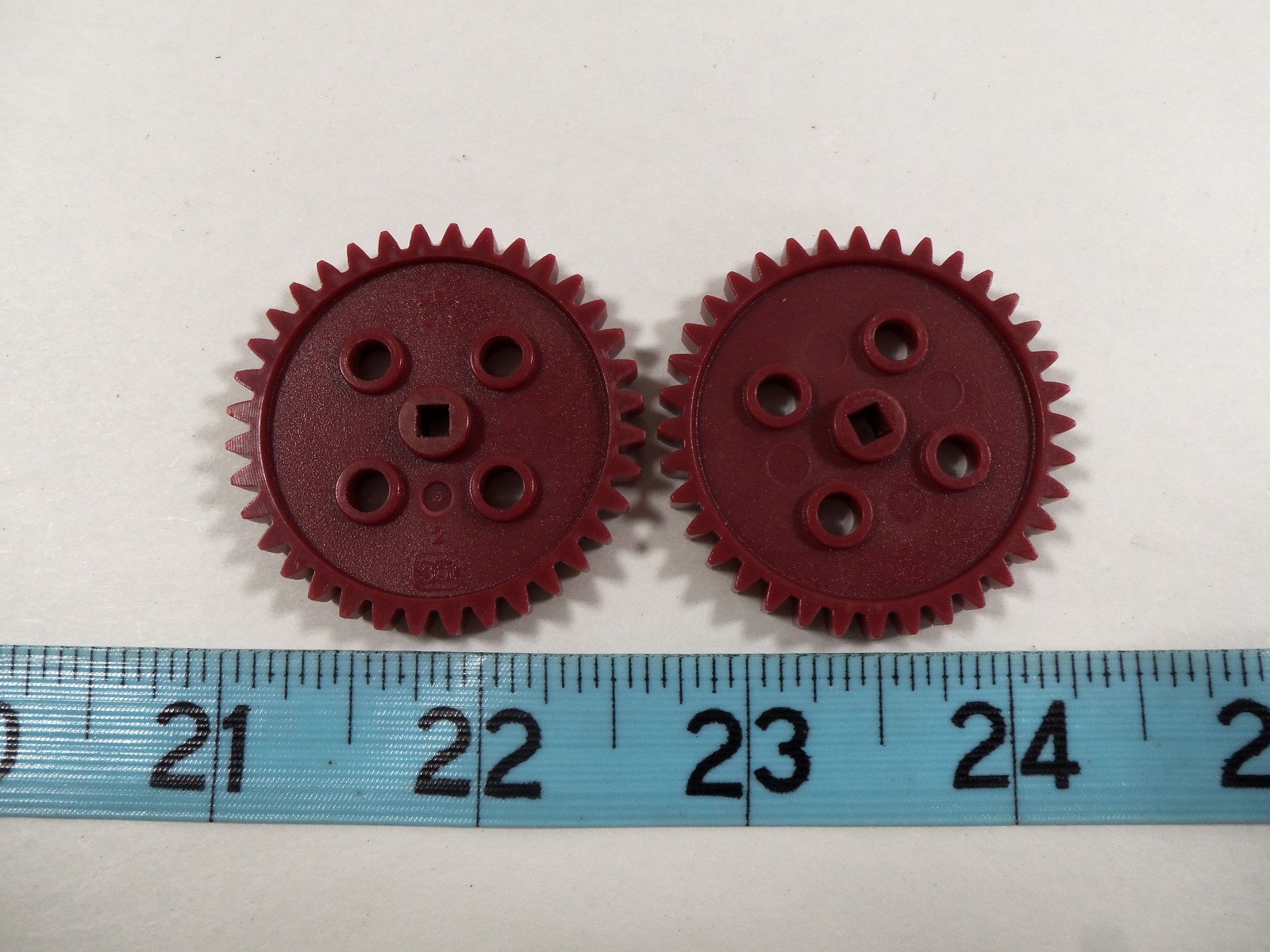 Lot of 10 Vex IQ 36-Tooth Gears Add-On Pieces Extras Robotics Educational