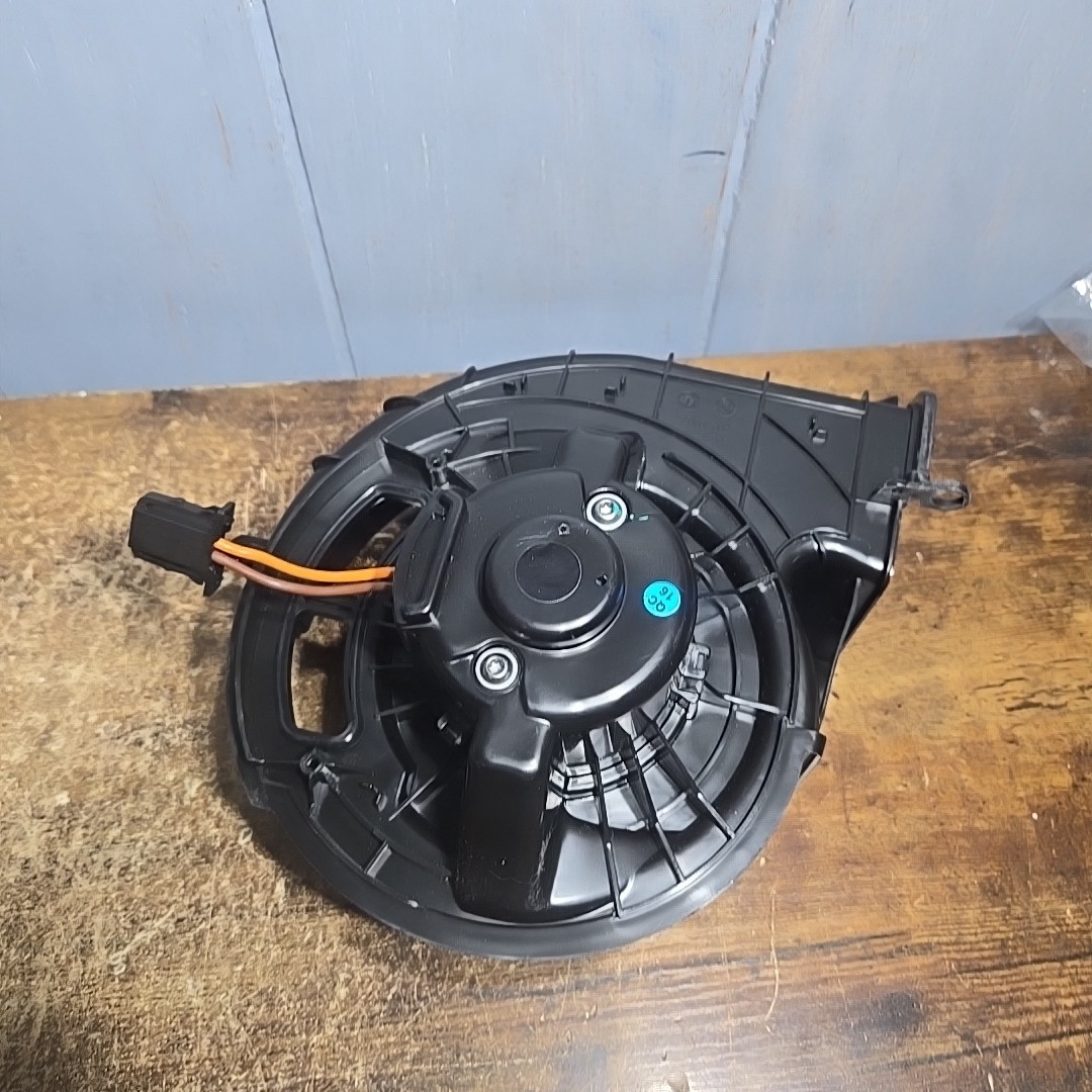 HVAC Heater Blower Motor Assembly Replacement for BMW Vehicles – X5 2007-2014,