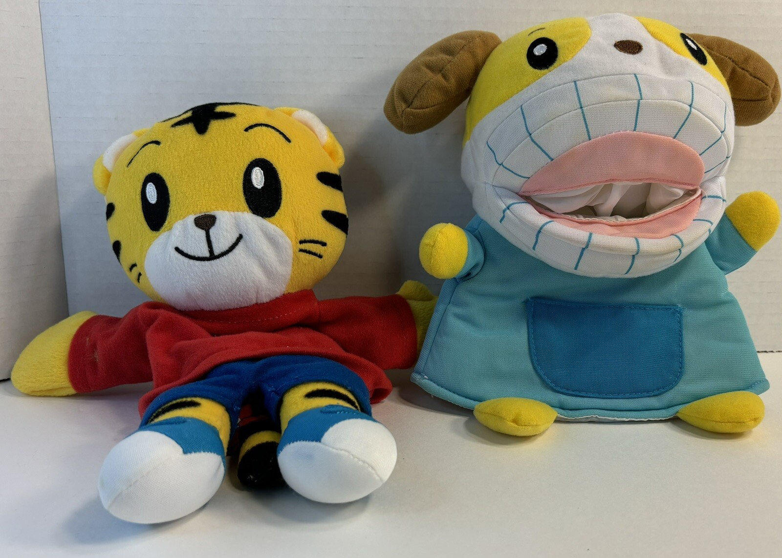 2 Benesse Hand Puppet Lot Plush Japanese Anime