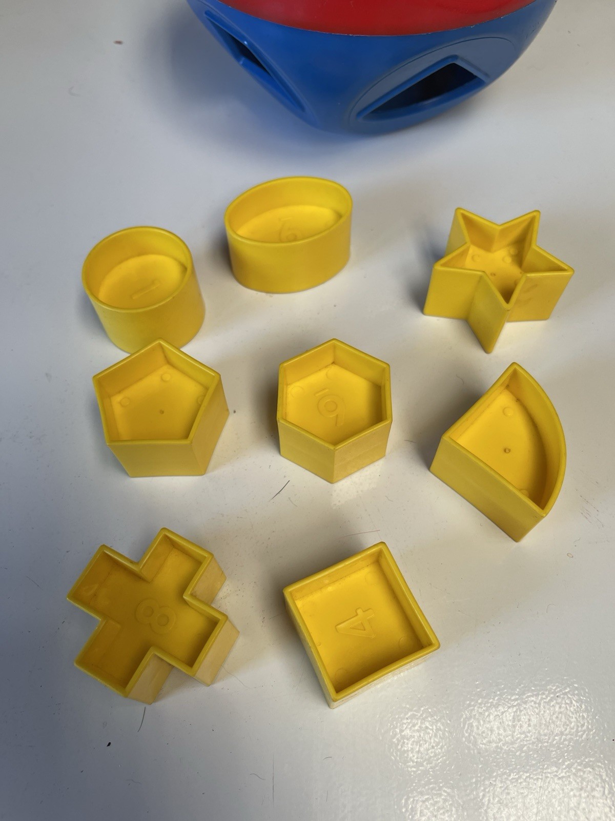 Tupperware Shape O Sorter Toddler Baby Educational Ball Puzzle 2 Missing Shapes