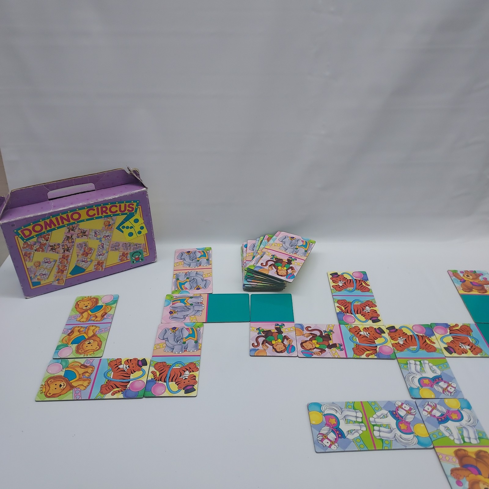 Vtg Discovery Toys DOMINO CIRCUS Game Dual Sided Matching Animals/Domino Dots