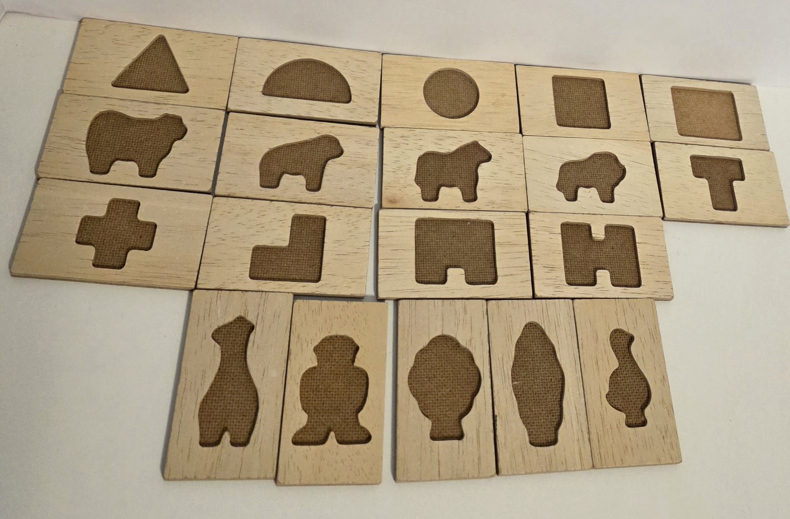 Vintage Guidecraft 3D Feel and Find – Wooden Sensory Matching Game w Canvas Bag