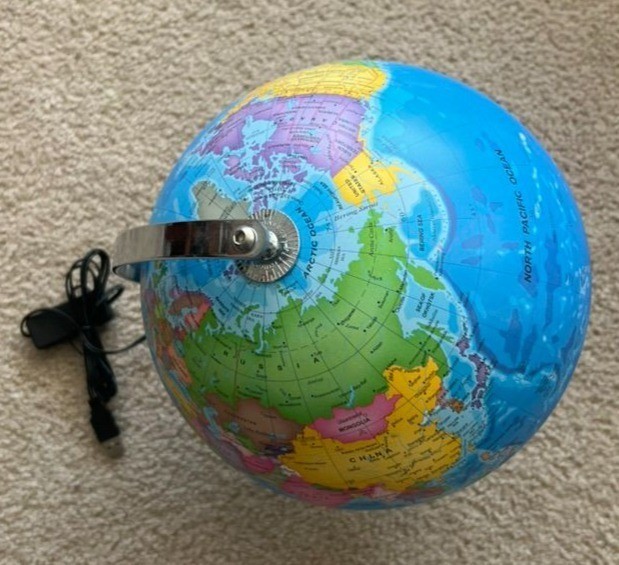 Smart Wallaby Rotating Globe w/ USB Light-Up LED | 8″ Desktop World Map