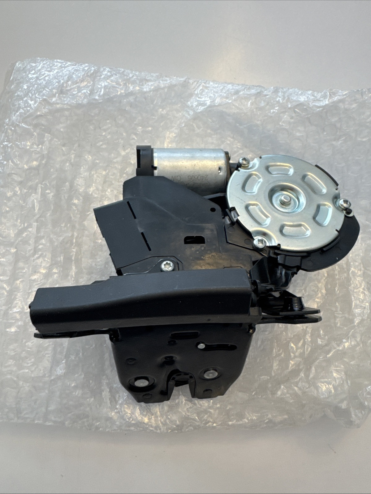 KO10274 Liftgate Lock Actuator Rear Trunk Latch Motor Fit Chevy Suburban Tahoe